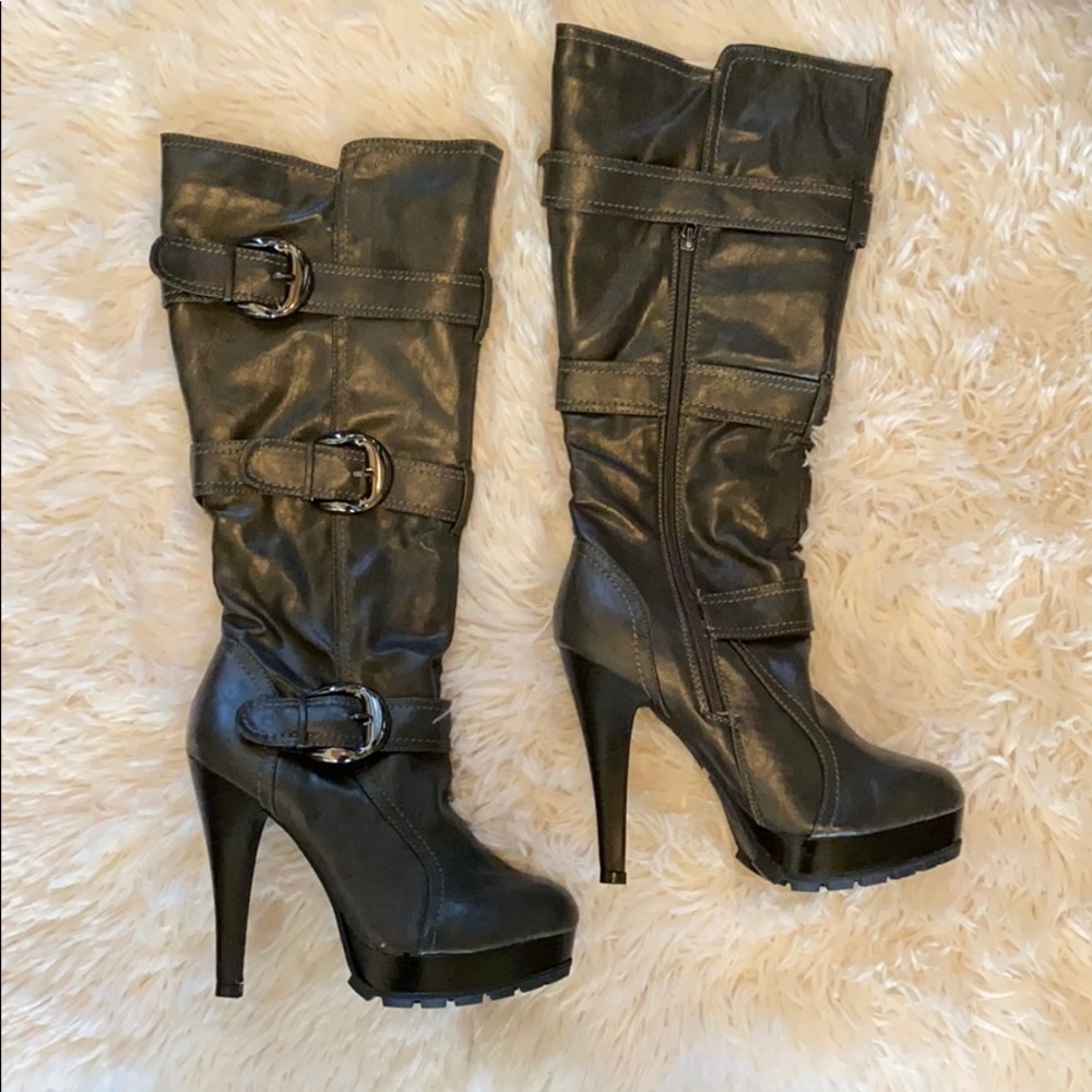 Anne Michelle Platform Boots, BRAND NEW NEVER WORN
